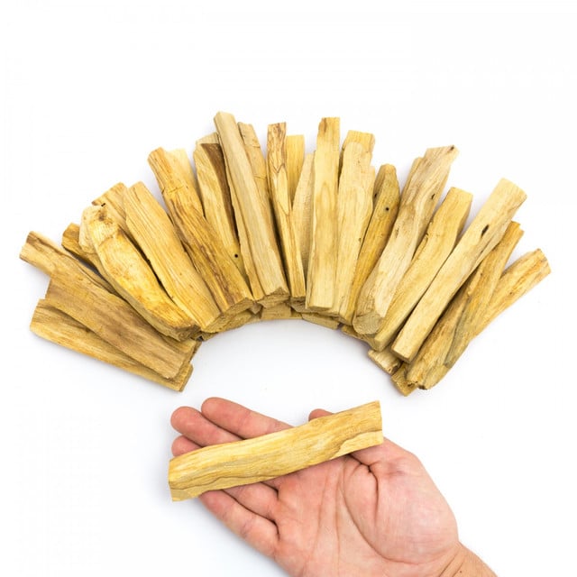 palo santo wood sticks